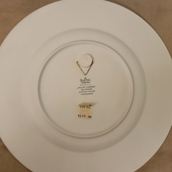 Bjorn Wiinblad "Balthazar" 1974 Christmas Plate - Picture 2 of 6